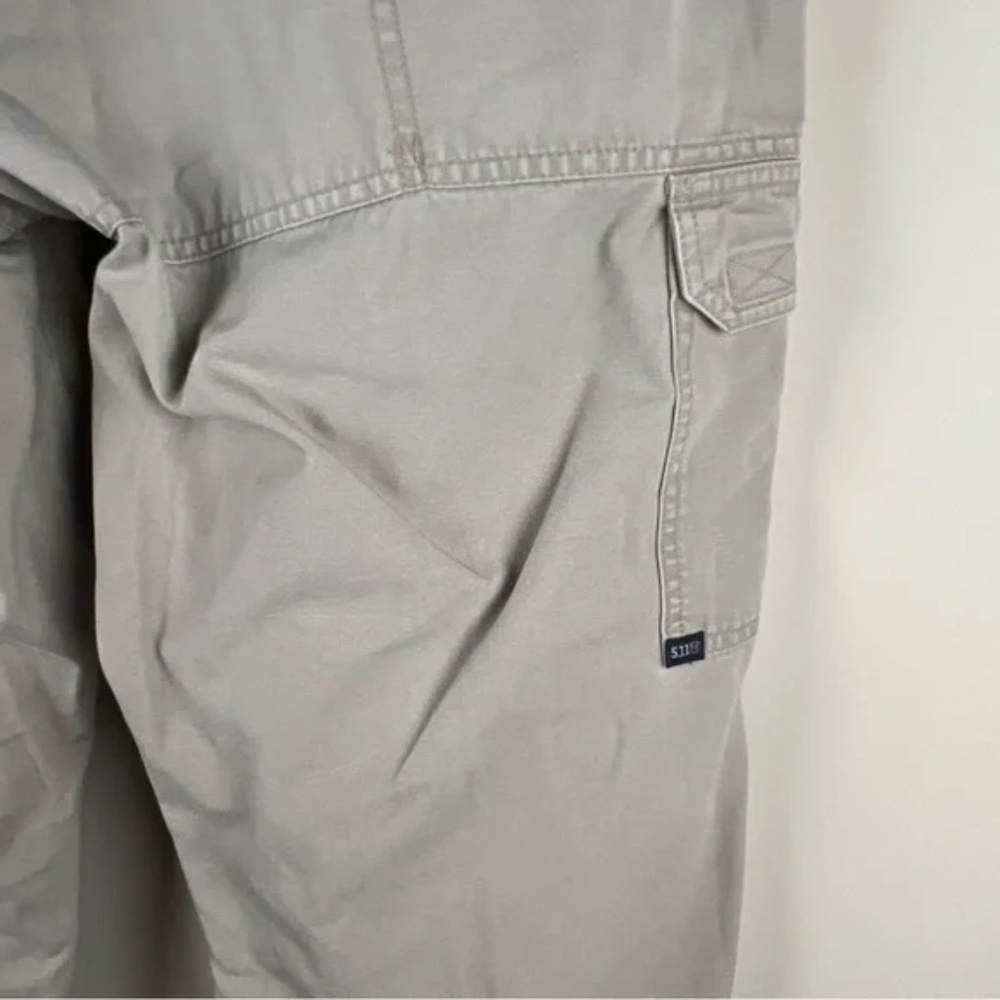 5.11 + Tactical Pants Men's Size 36x32 Khaki Cargo Pockets Jeans Hiking - Picture 14 of 15